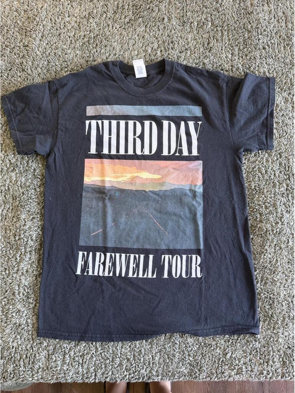 Third Day Farewell Tour Black Graphic T-Shirt Medium